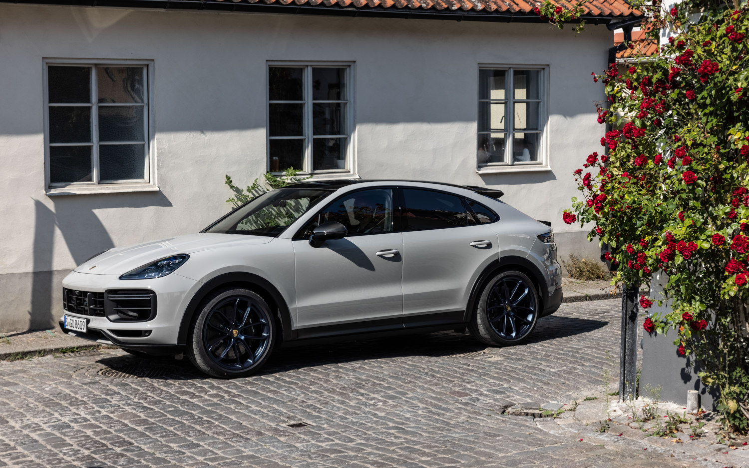 Porsche Cayenne Turbo GT 2022 SUV Drive